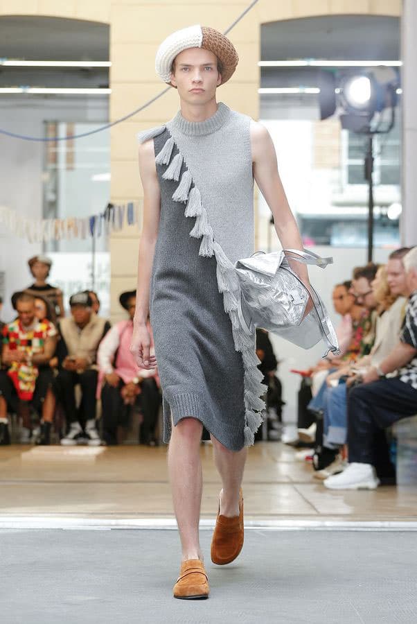 JW Anderson SS20 Paris Fashion Week Runway Show spring summer 2020 Jonathan Anderson