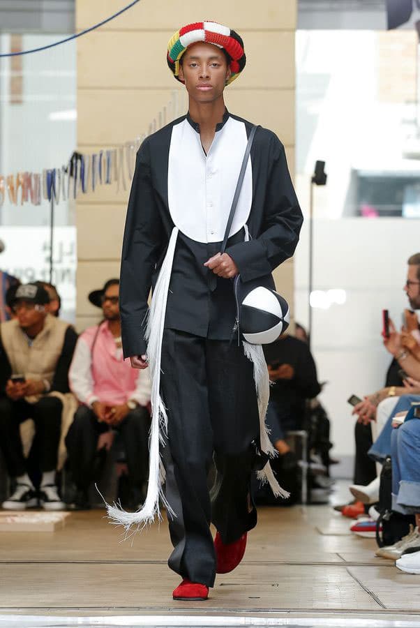 JW Anderson SS20 Paris Fashion Week Runway Show spring summer 2020 Jonathan Anderson