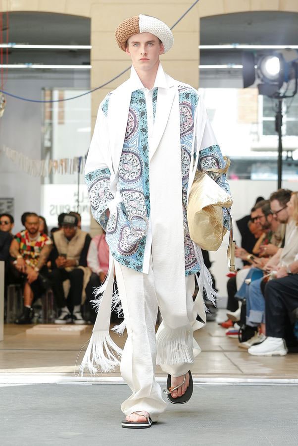 JW Anderson SS20 Paris Fashion Week Runway Show spring summer 2020 Jonathan Anderson