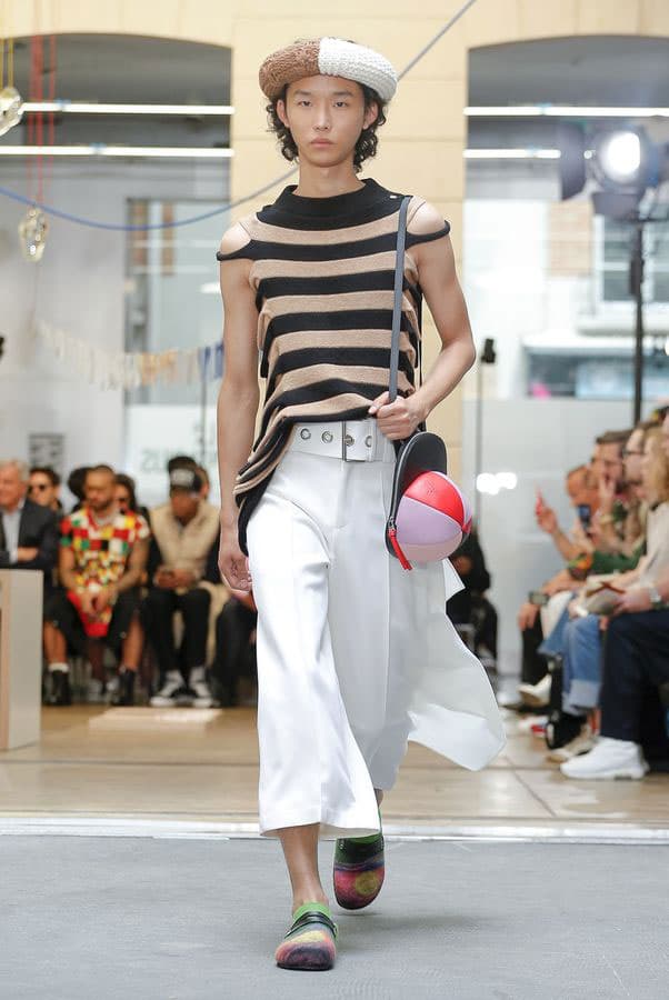 JW Anderson SS20 Paris Fashion Week Runway Show spring summer 2020 Jonathan Anderson