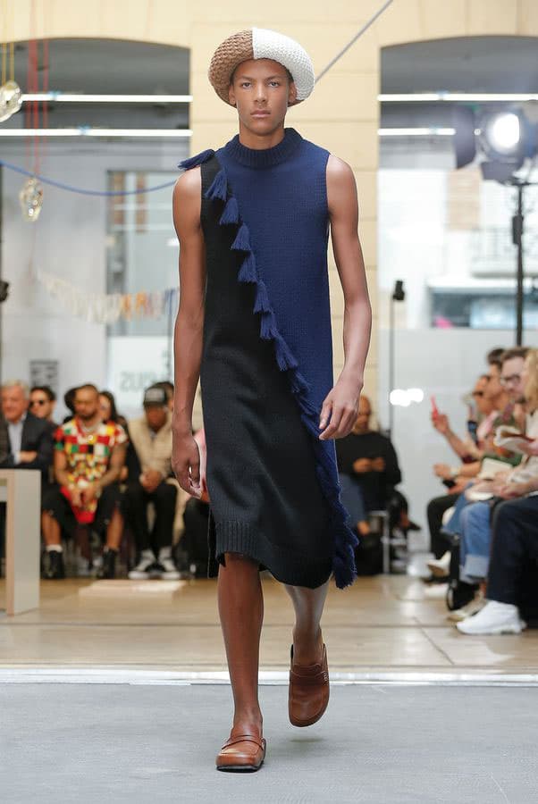 JW Anderson SS20 Paris Fashion Week Runway Show spring summer 2020 Jonathan Anderson