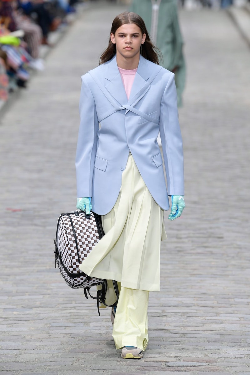 Louis Vuitton SS20 Paris Fashion Week Runway Show mens spring summer 2020 virgil abloh Héctor Bellerín