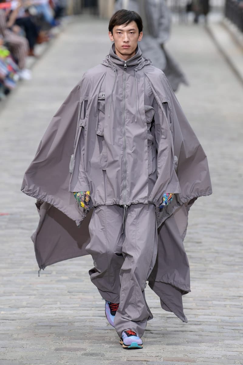 Louis Vuitton SS20 Paris Fashion Week Runway Show mens spring summer 2020 virgil abloh Héctor Bellerín