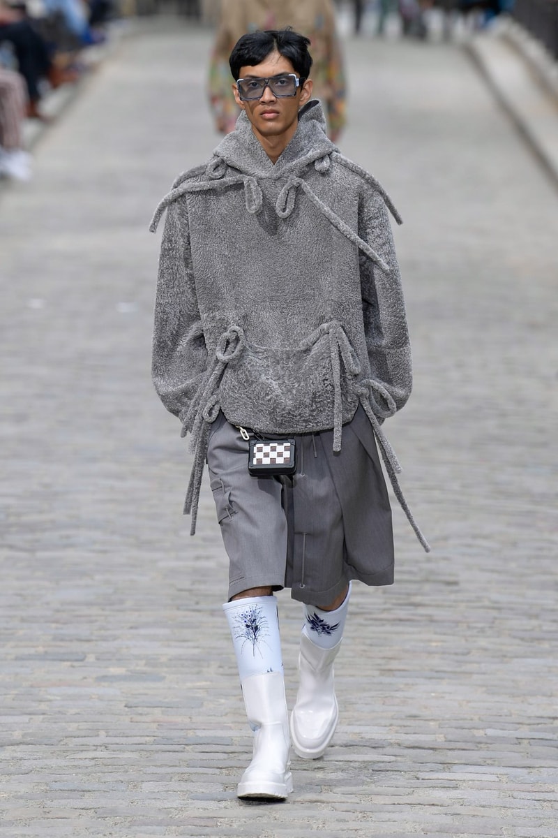 Louis Vuitton SS20 Paris Fashion Week Runway Show mens spring summer 2020 virgil abloh Héctor Bellerín