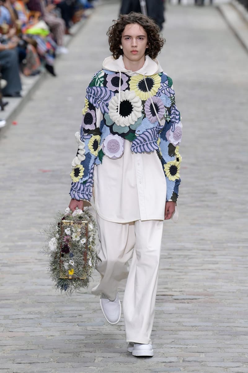 Louis Vuitton SS20 Paris Fashion Week Runway Show mens spring summer 2020 virgil abloh Héctor Bellerín