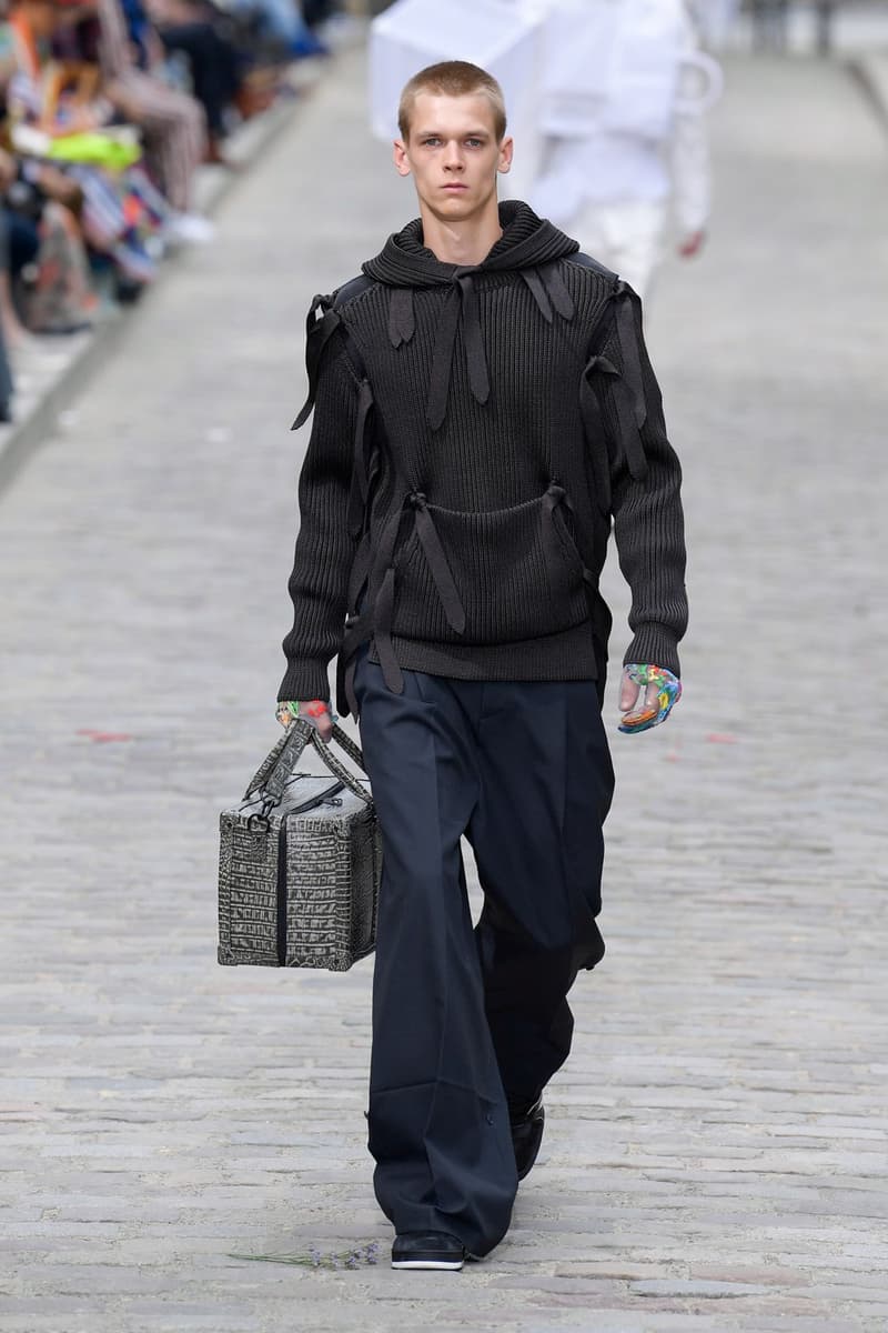 Louis Vuitton SS20 Paris Fashion Week Runway Show mens spring summer 2020 virgil abloh Héctor Bellerín