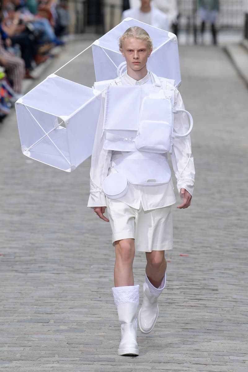 Louis Vuitton SS20 Paris Fashion Week Runway Show mens spring summer 2020 virgil abloh Héctor Bellerín