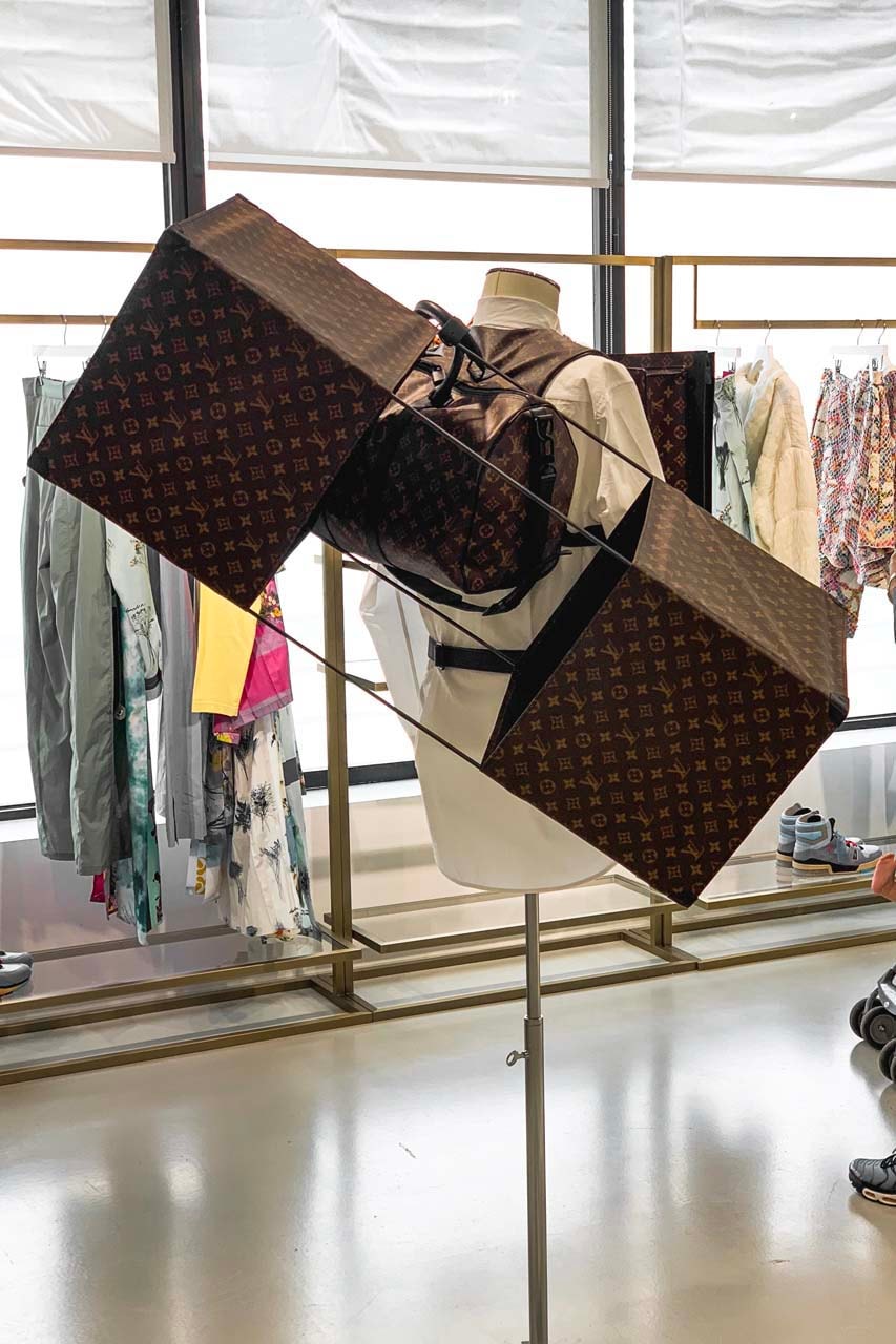 Louis Vuitton Spring/Summer 2020 Runway Details showroom collection ss20 paris fashion week virgil abloh pfw menswear trunk duffel bag sneakers shoes 503 high top 