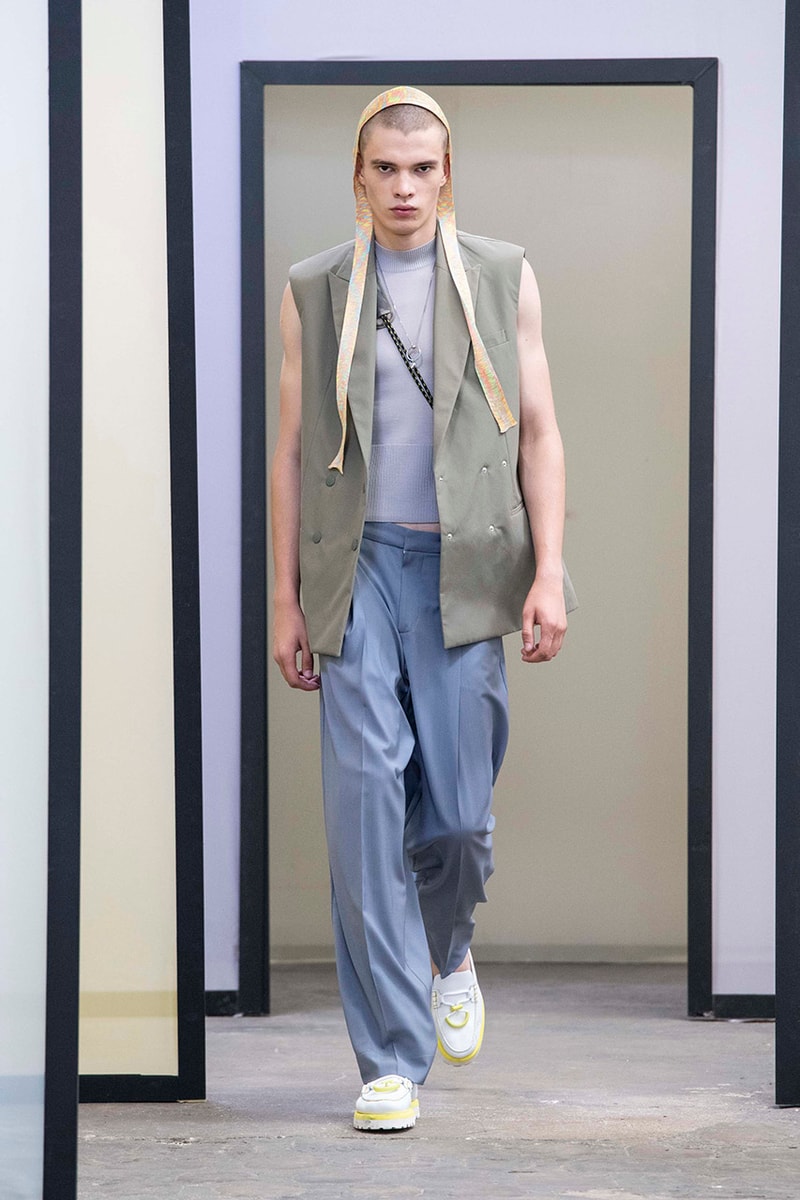 Maison Kitsuné Paris Fashion Week Men's Spring/Summer 2020 SS20 Collection Runway Looks Pastel Neon Fox Logo Branding KHROMIS Eyewear Sebago Michel Vivien Footwear Collaborations Yuni Ahn Creative Director 