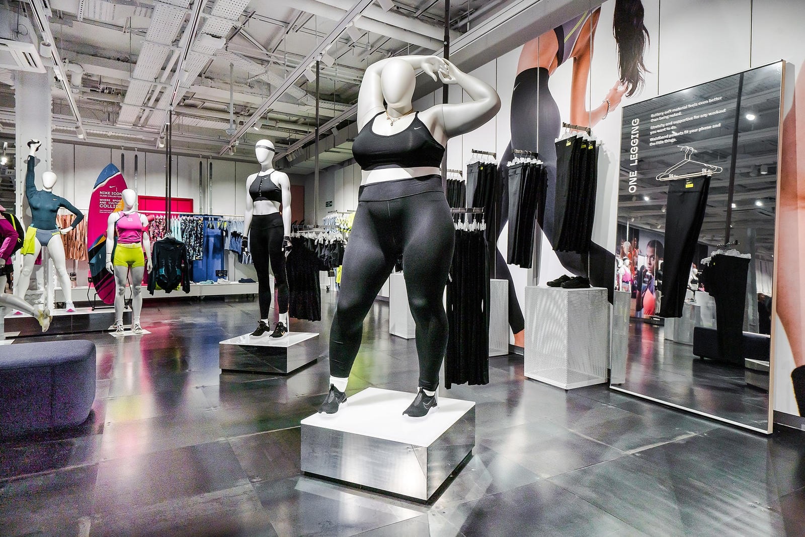Nike Adds Plus-Size Mannequins to Its Store sportswear sports women plus size models para-sport 