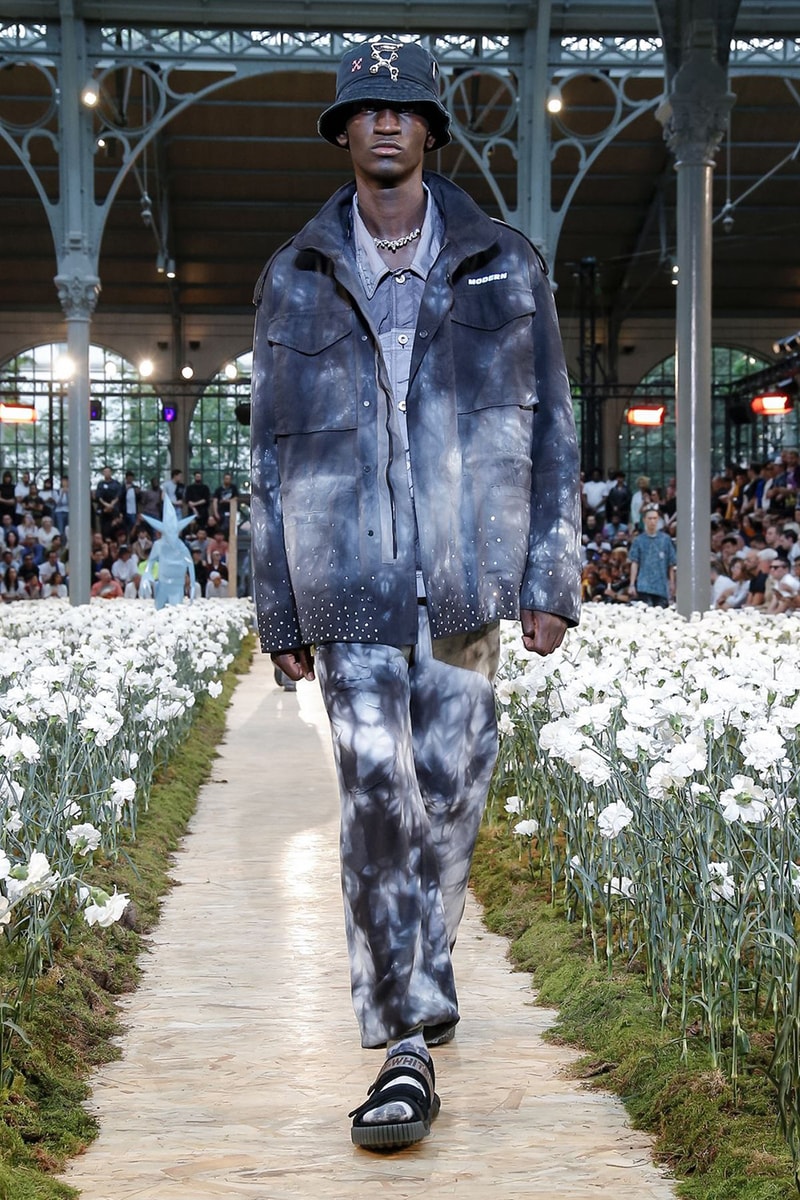 off white spring summer 2020 ss20 paris fashion week virgil abloh futura nike runway backstage full collection look collaborations pfw mens menswear