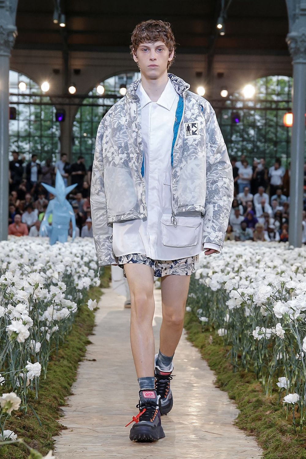 off white spring summer 2020 ss20 paris fashion week virgil abloh futura nike runway backstage full collection look collaborations pfw mens menswear