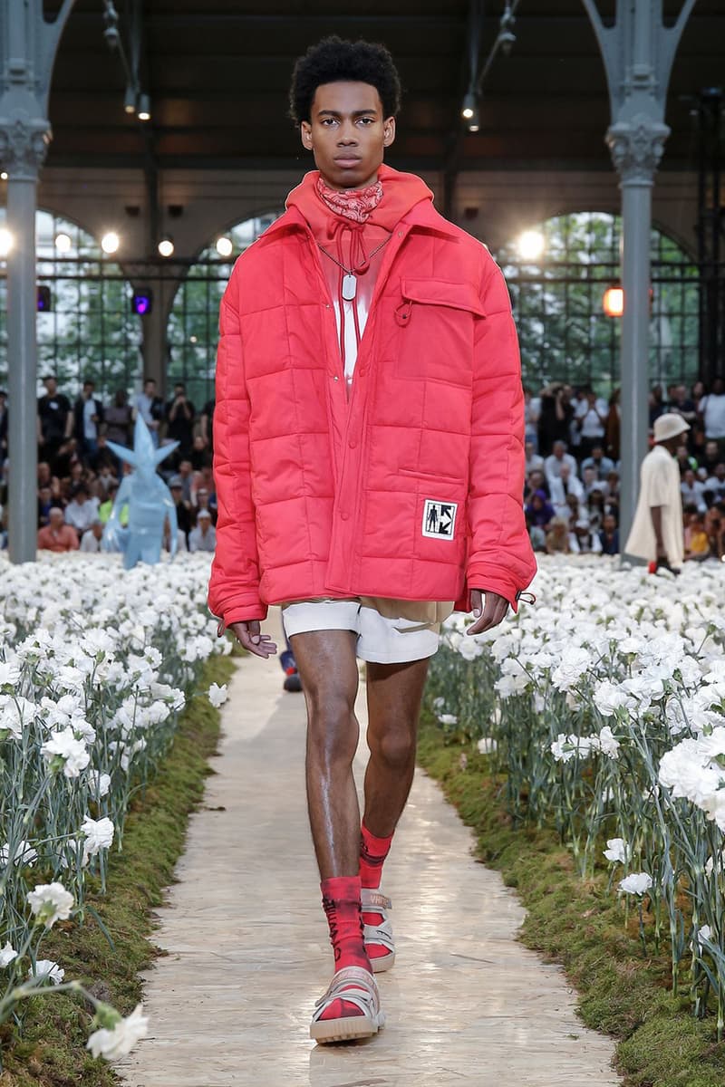 off white spring summer 2020 ss20 paris fashion week virgil abloh futura nike runway backstage full collection look collaborations pfw mens menswear