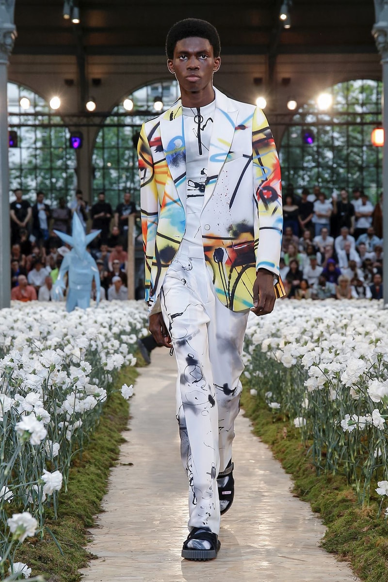 off white spring summer 2020 ss20 paris fashion week virgil abloh futura nike runway backstage full collection look collaborations pfw mens menswear