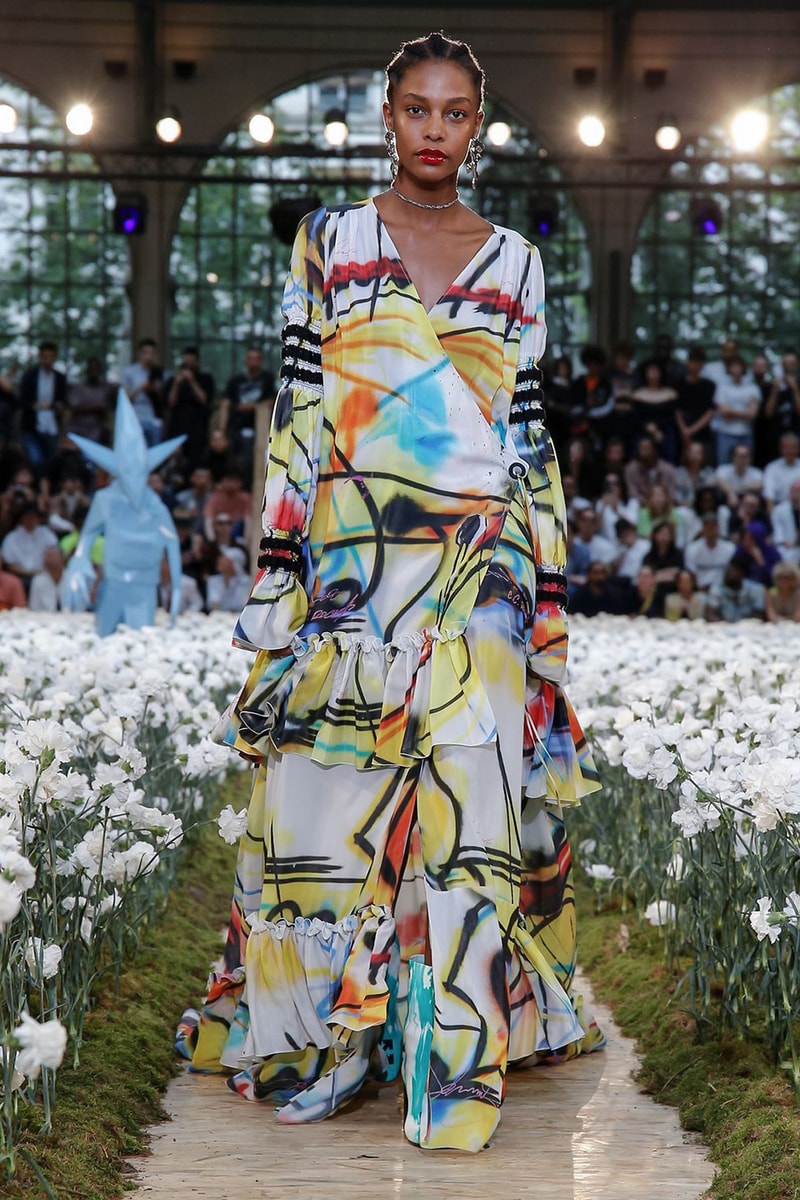 off white spring summer 2020 ss20 paris fashion week virgil abloh futura nike runway backstage full collection look collaborations pfw mens menswear