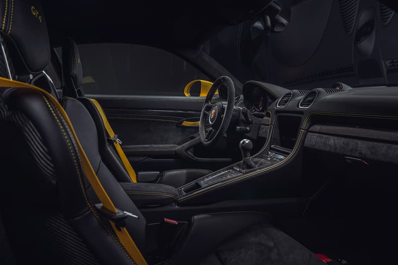Porsche 718 Cayman GT4 and Spyder Release Info luxury sportscar cars racing motorsport german engineering