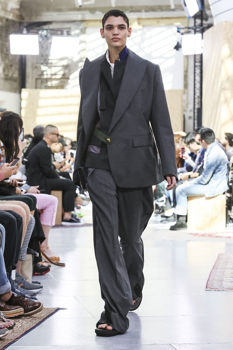Sacai Paris Fashion Week Mens SS20 Runway Presentation military Chitose Abe