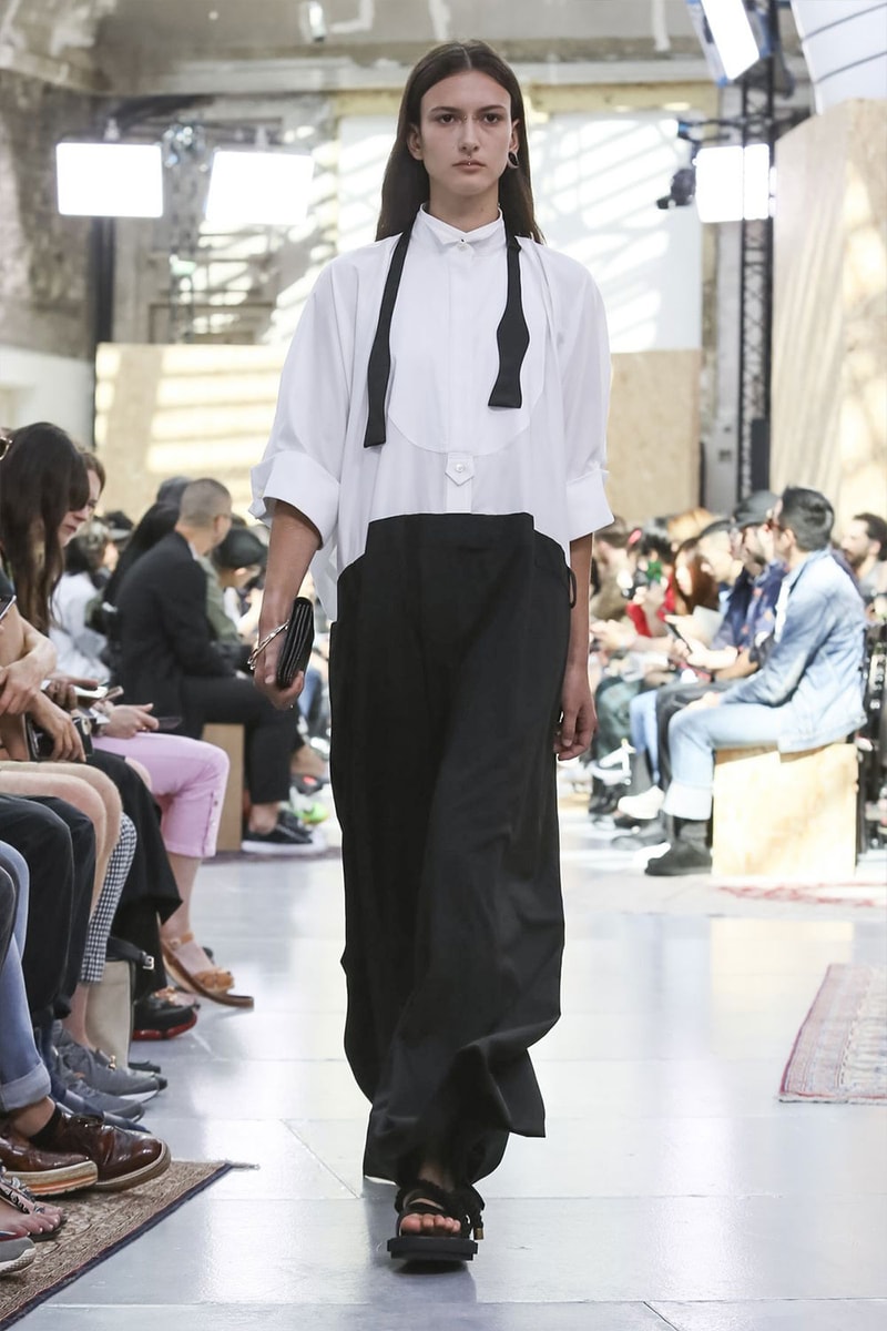 Sacai Paris Fashion Week Mens SS20 Runway Presentation military Chitose Abe