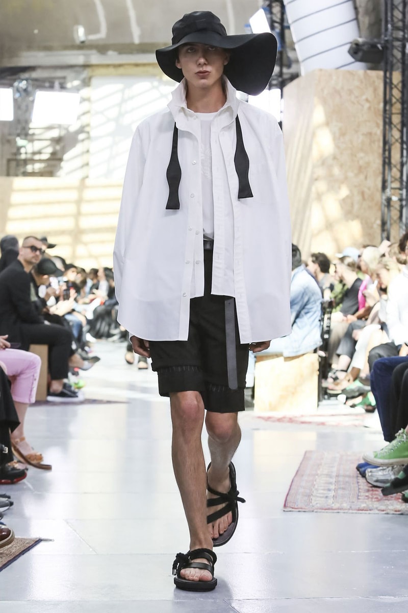 Sacai Paris Fashion Week Mens SS20 Runway Presentation military Chitose Abe