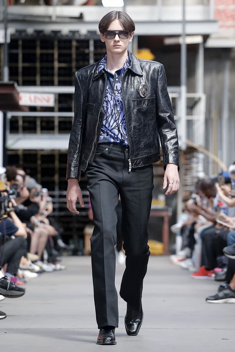 SANKUANZ Spring Summer 2020 Collection Paris Fashion Week Shangguan Zhe Sneaker protectors sandals cowboy western wear southern gothic grunge footwear