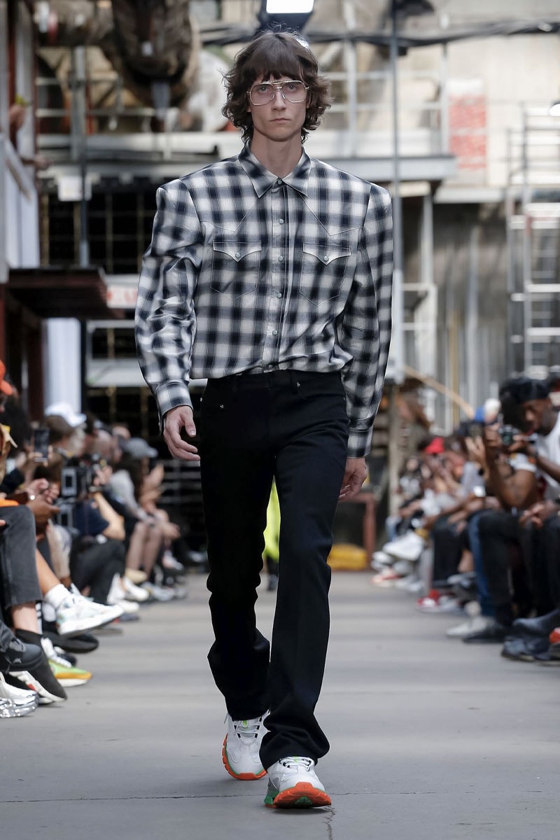 SANKUANZ Spring Summer 2020 Collection Paris Fashion Week Shangguan Zhe Sneaker protectors sandals cowboy western wear southern gothic grunge footwear