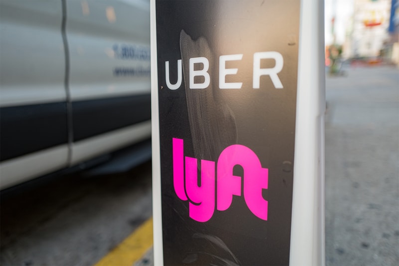 Uber Lyft Drivers Rigging Apps for Surge Price wjla rideshare tech mobile taxi reagan national airport 