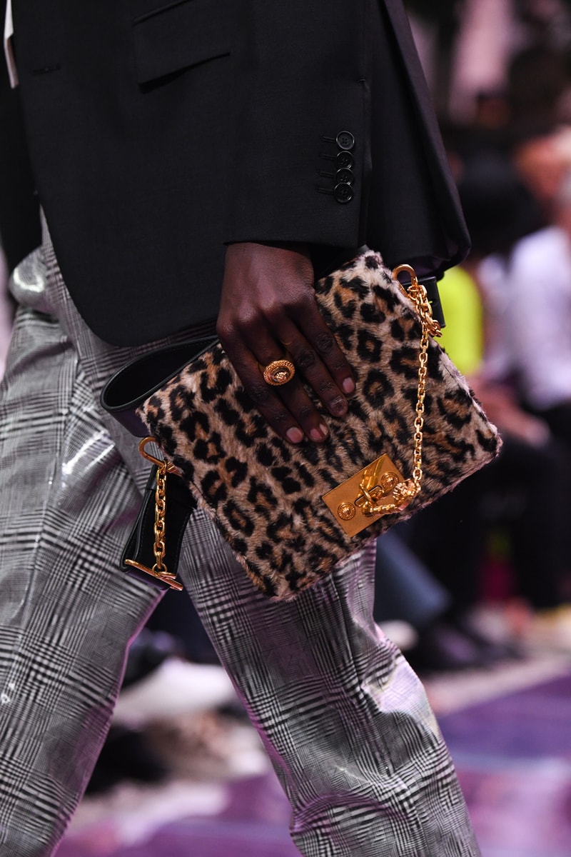 versace mens spring summer 2020 fashion runway show milan fashion week 