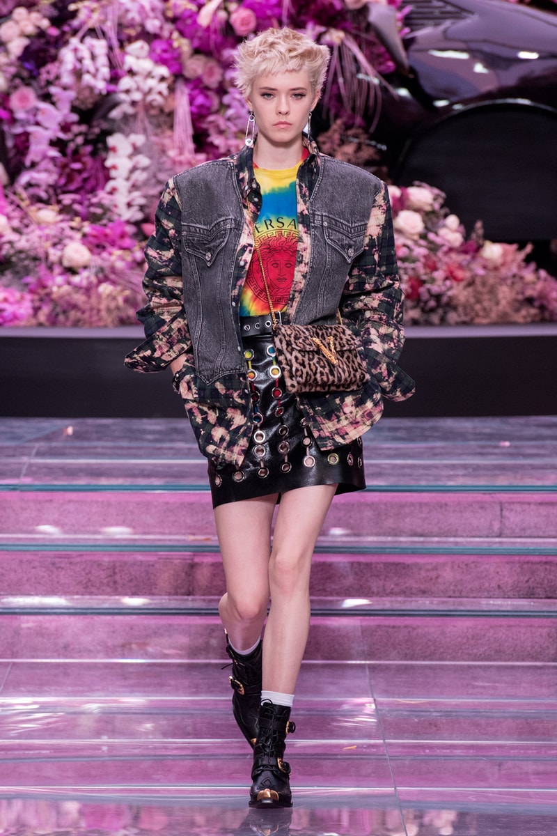 versace mens spring summer 2020 fashion runway show milan fashion week 