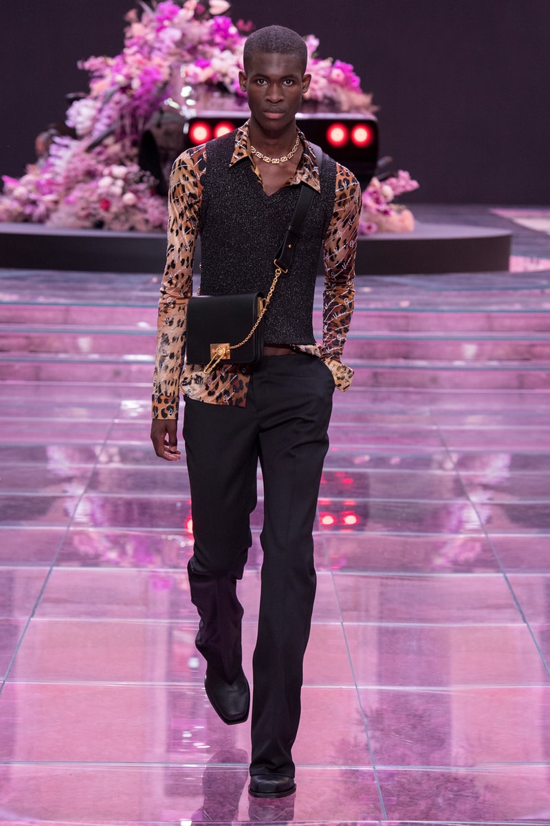 versace mens spring summer 2020 fashion runway show milan fashion week 