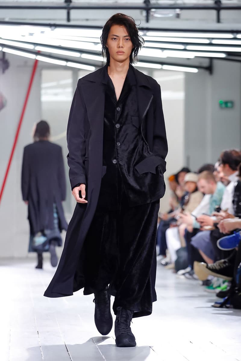 Yohji Yamamoto Spring/Summer 2020 Men's Runway show presentation paris fashion week collection pfw ss20