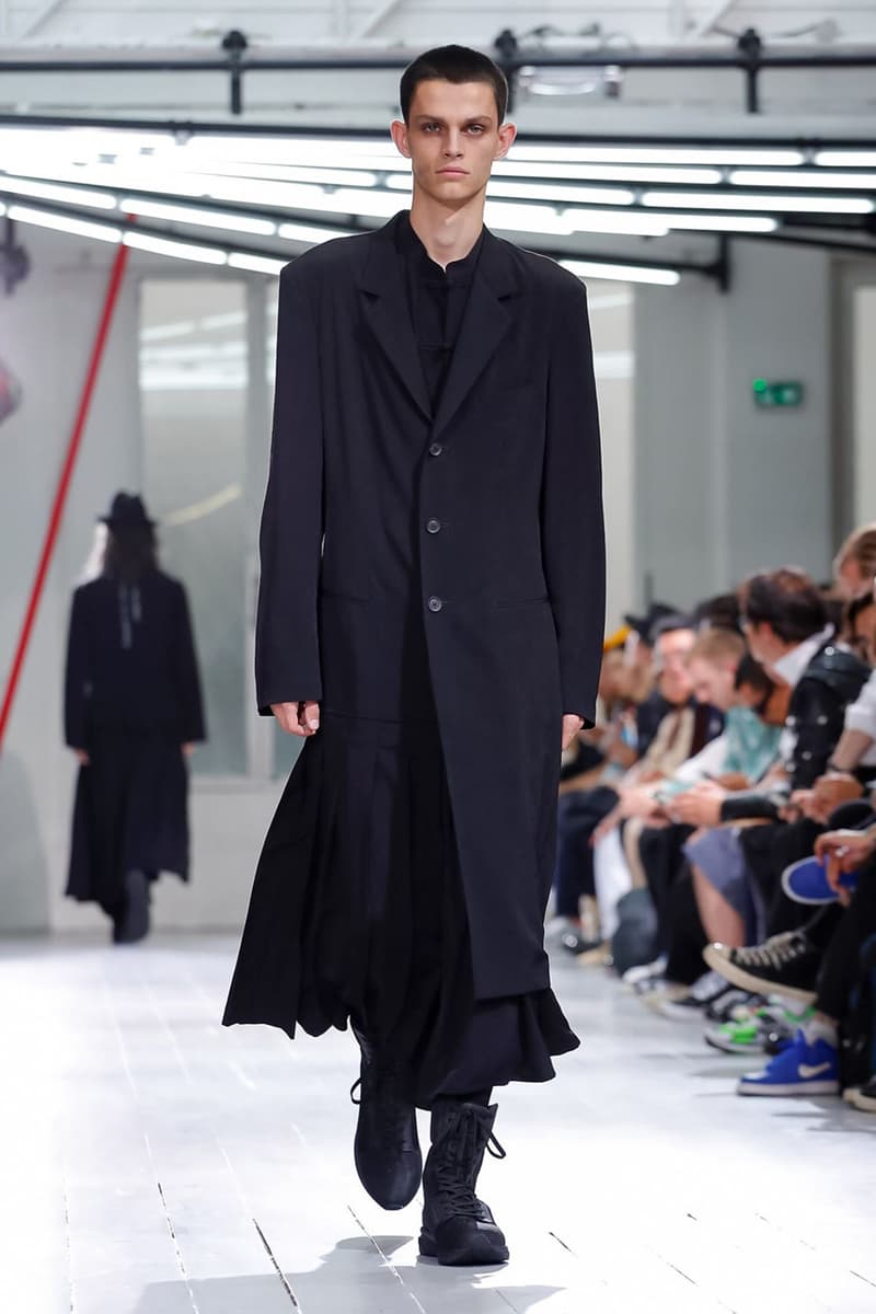 Yohji Yamamoto Spring/Summer 2020 Men's Runway show presentation paris fashion week collection pfw ss20