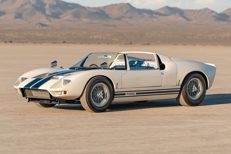 The World's Only 1965 Ford GT40 Roadster Prototype Is Up for Auction Again