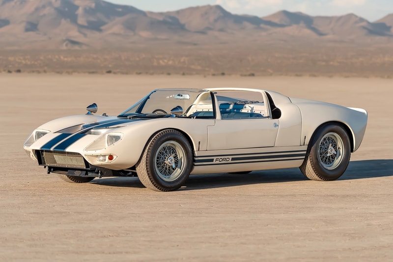 1965 Ford GT40 Roadster Prototype Auction Info RM Sothebys vintage cars unique sale racer racing 