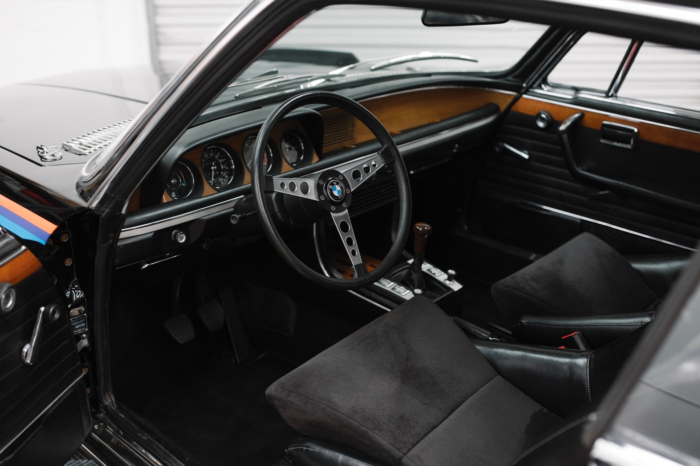 1972 BMW 3.0 CSL RM Sotheby's Auction For sale buy now bid black retrofuturistic motorsport automotive car e9 e24