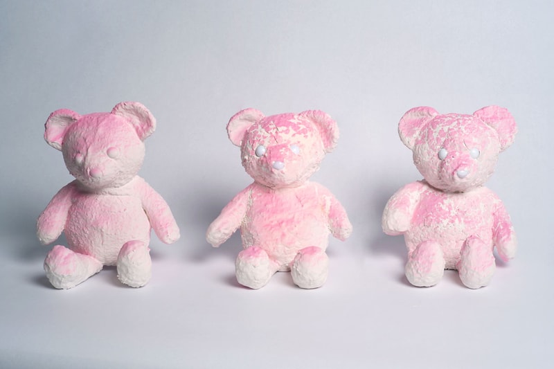 Daniel Arsham 'Cracked Bear' Sculpture Pink Arsham Studio Future Relic Next Edition Artwork Ornament Collectible Fabric Plaster Pigment One of 500 Limited Edition