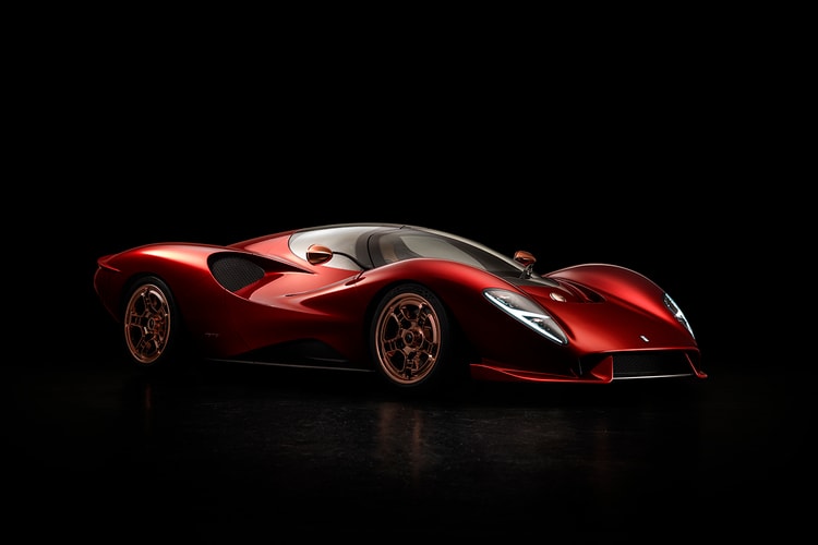 De Tomaso Celebrates 60 Years of Design With Stunning P72 Hypercar