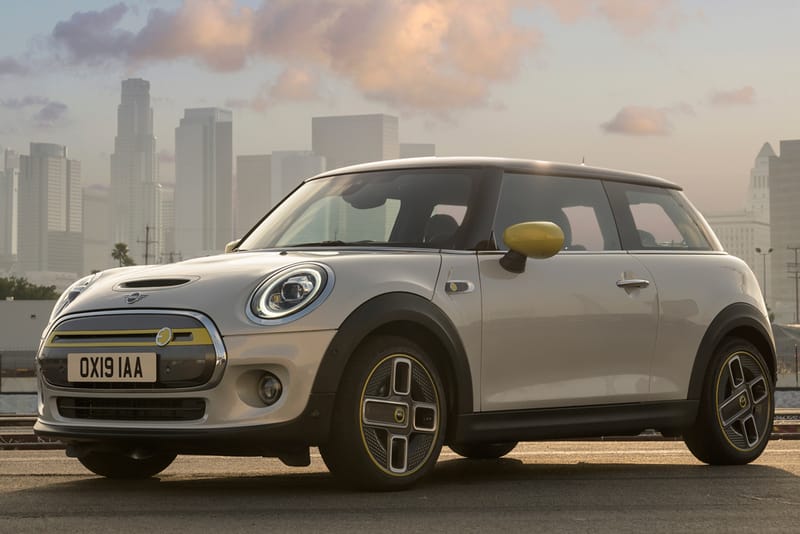 Official Look at the New Electric MINI Cooper SE With 170-Mile Range