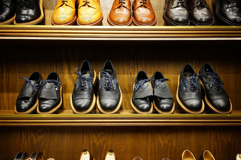 Simple Union x Flying Hawk Studio x Tricker's Oxford custom shoes indigo artwork Japanese traditional navy leather england