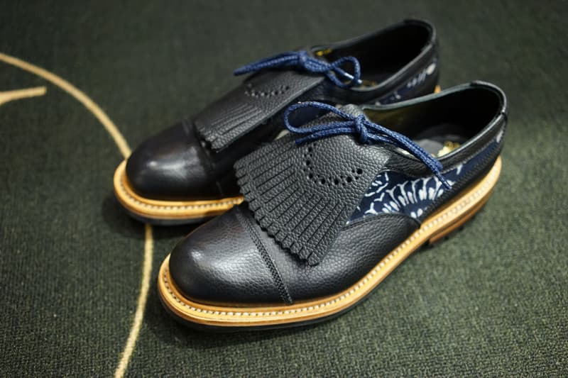 Simple Union x Flying Hawk Studio x Tricker's Oxford custom shoes indigo artwork Japanese traditional navy leather england