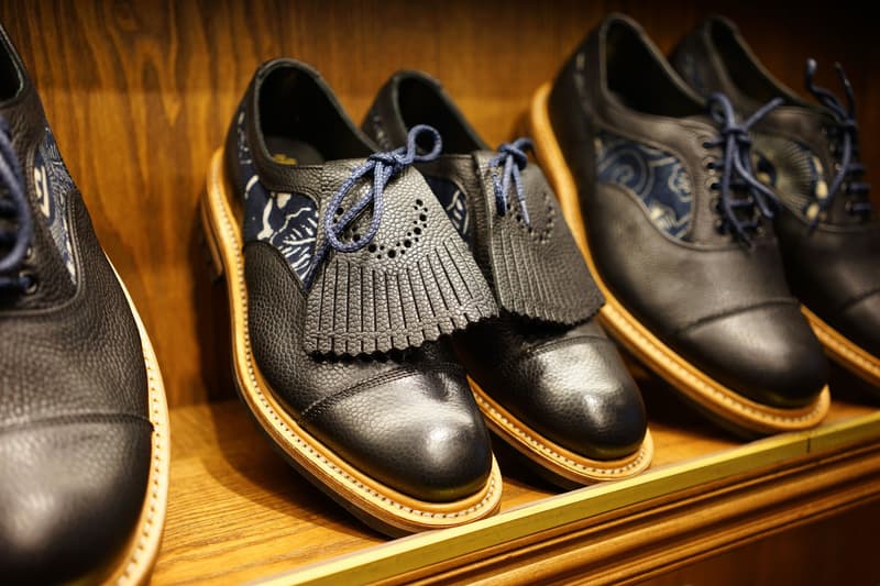 Simple Union x Flying Hawk Studio x Tricker's Oxford custom shoes indigo artwork Japanese traditional navy leather england