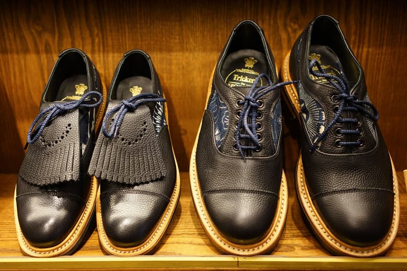 Simple Union x Flying Hawk Studio x Tricker's Oxford custom shoes indigo artwork Japanese traditional navy leather england