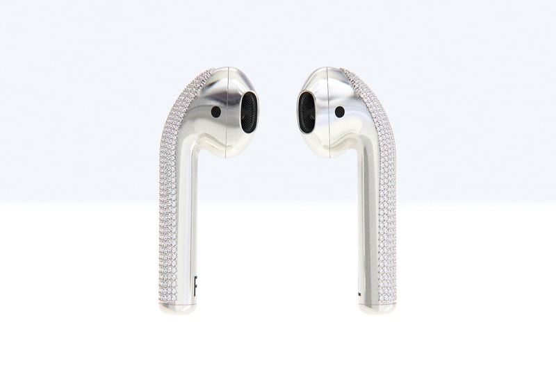 Ian DeLucca Diamond encrusted AirPods White Gold Marble Sculpture New Materialism 20000 usd 