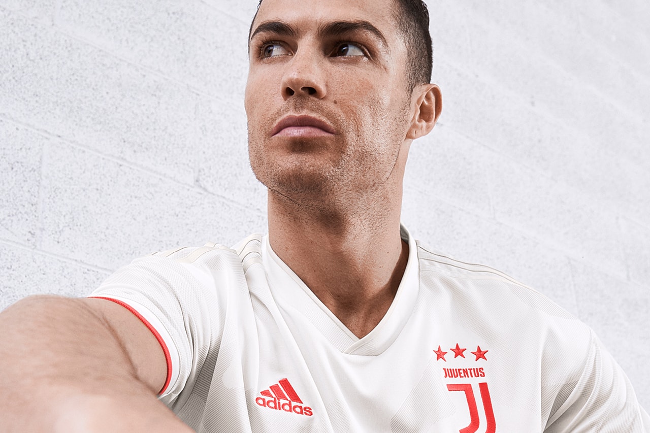 adidas Football Juventus Away Kit 2019/20 Cristiano Ronaldo Rodrigo Bentancur Eniola Aluko Paulo Dybala Aaron Ramsey