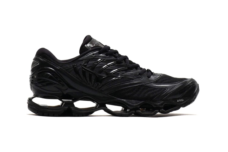 Mizuno Drops a Triple Black Wave Prophecy 8 With Futuristic Features