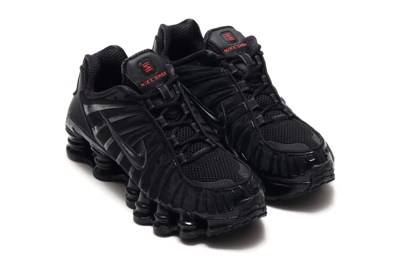 Nike Shox TL Triple Black Colorway original 2003 midsole silhouette red Z logo highlights spring cushion shock absorption runner atmos ar3566-002
