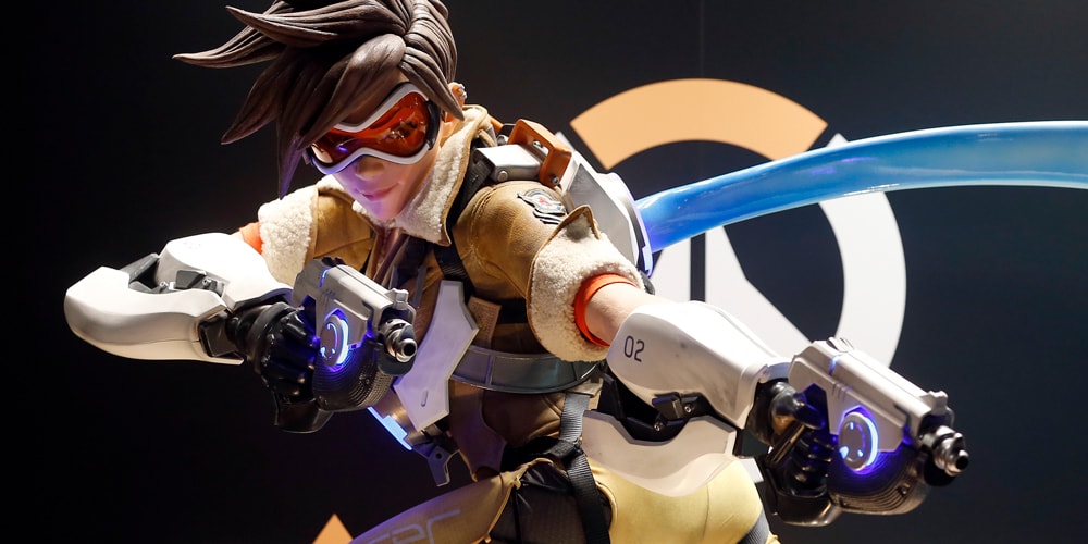 Blizzard Overwatch Tracer Statue Version 1 Original Face