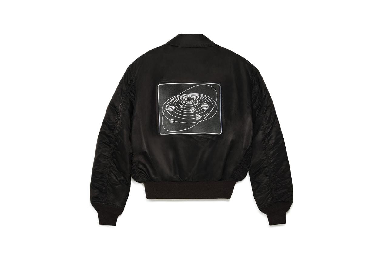 PINTRILL Alpha Industries CWU 45/P Space Race Flight Jacket Fall/Winter 2019 Collection Pins Patches NASA Moon Black Blue Red White Apollo 11 Moon Outer Space Aliens Area 51 Solar System Badges We Come In Piece Remove Before Flight Orbit 