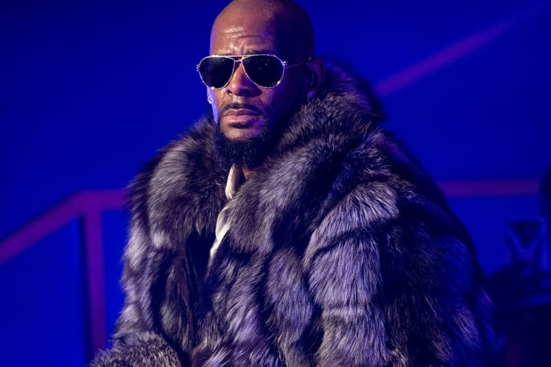 r kelly federal child sex porn charges case 2019 july racketeering crime indictment