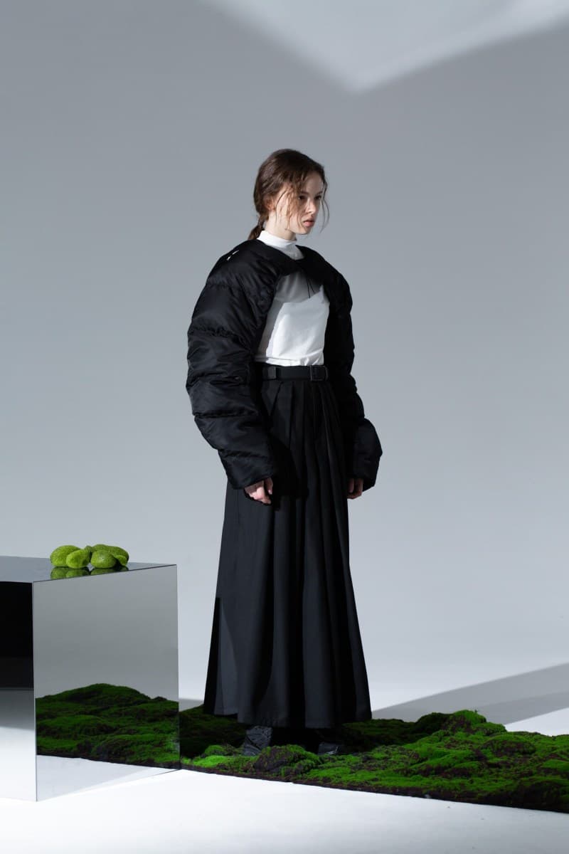 ROARINGWILD Fall Winter 2019 Lookbook collection Jackets Shirts Pants Hats Bags Fluorescent Violet Yellow Blue Black White Gray Leather