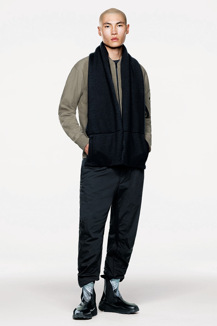 Stone Island Shadow Project Fall Winter 2019 FW19 Collection Lookbook Imagery DPM Chine New Fabrics Technical Convertible Down Jacket Footwear Trousers Outerwear Techwear Garment Dyed Two Layer Fabric